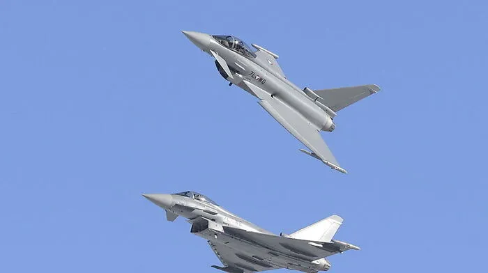 Eurofighter auf Übungsflug.