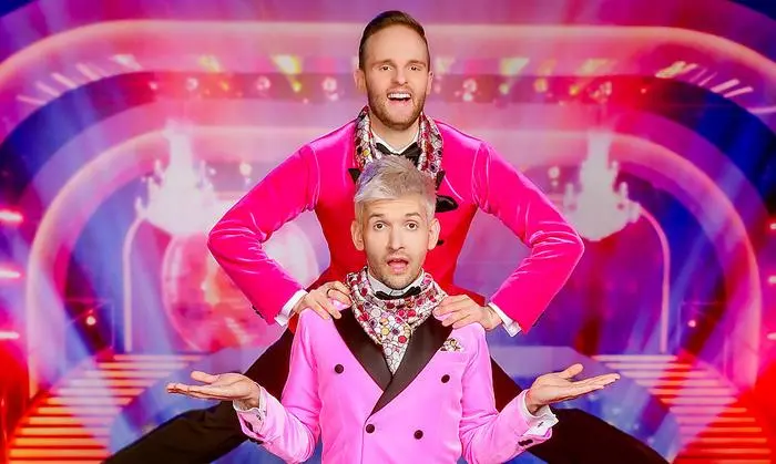 Michael Buchinger & Herbert Stanonik im Outfit der "Movie Nights"-Motto-Sendung von "Dancing Stars"