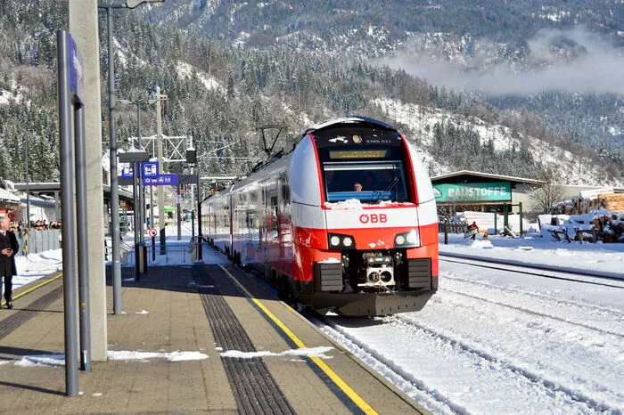 Ankunft des ersten Cityjets in Hermagor.