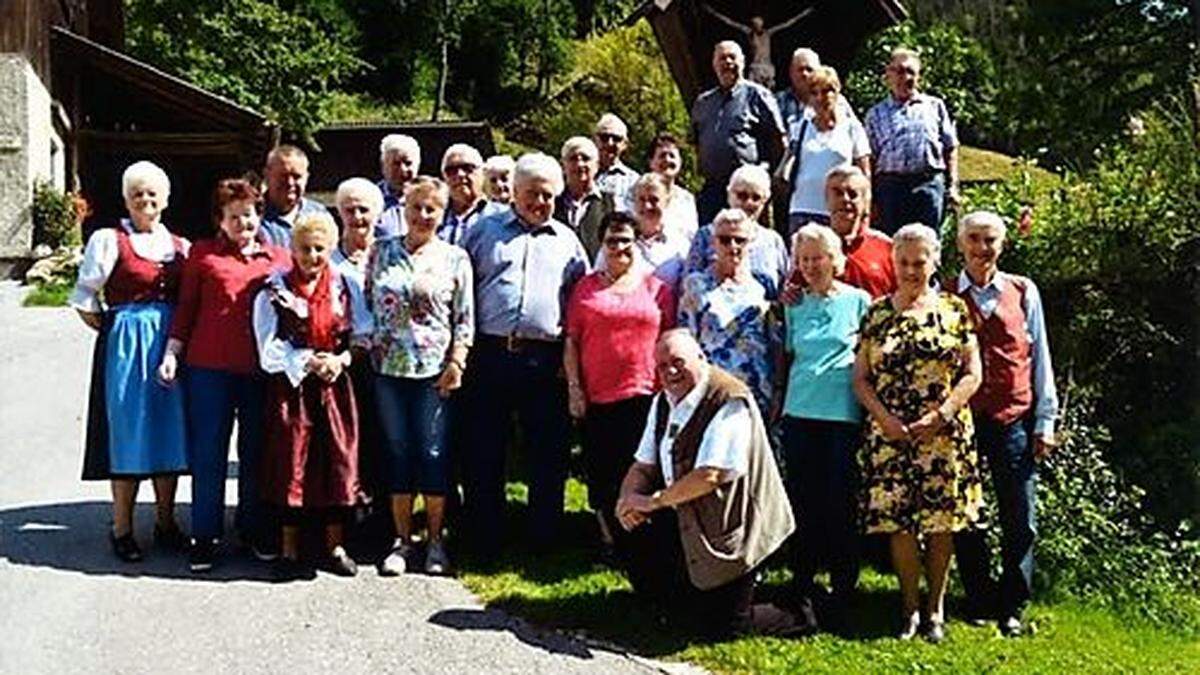 27 Absolventen der Fochnitzschule kamen zusammen.