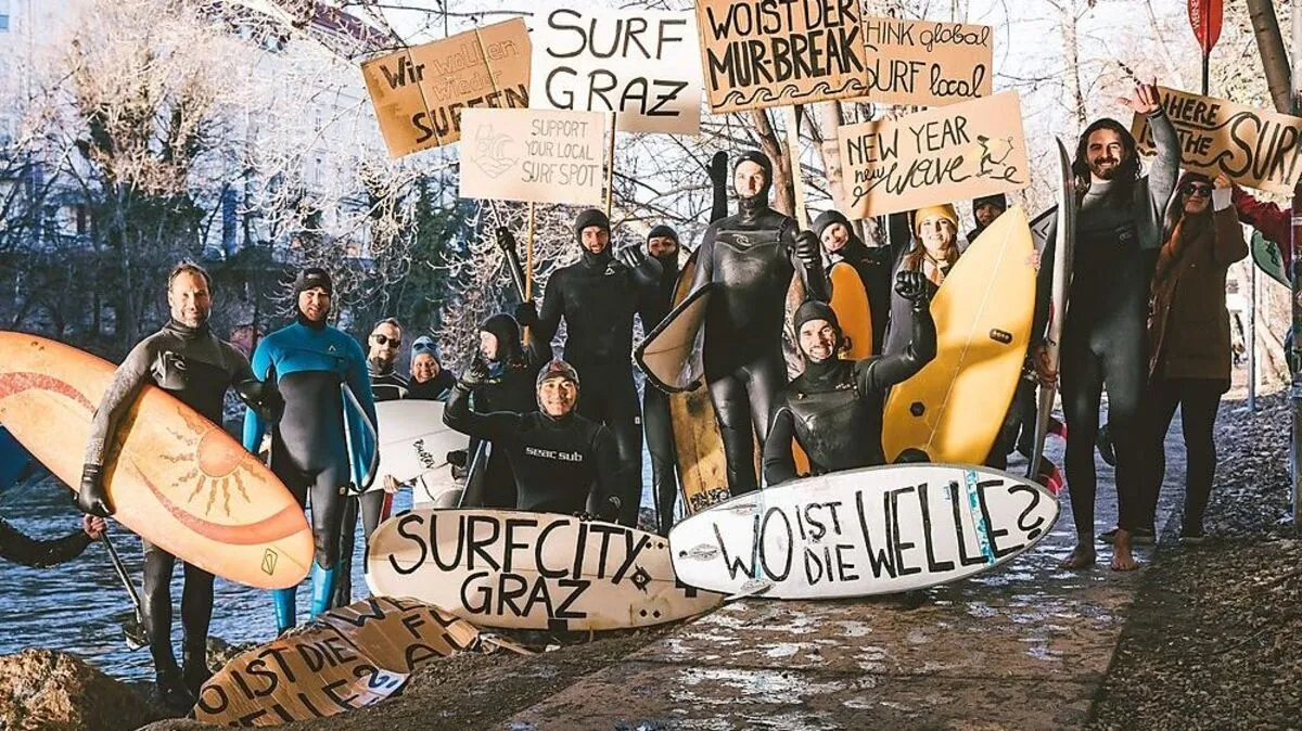 Die Szene kämpft um einen Surf-Spot