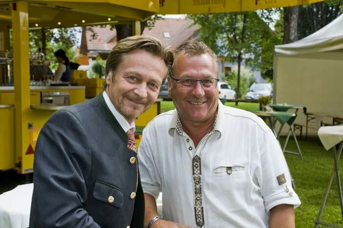 Klicken Sie sich durch die Bilder vom Oberlandler Kirta!