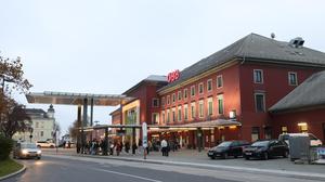 Am Bahnhof in Klagenfurt musste die Polizei anrücken