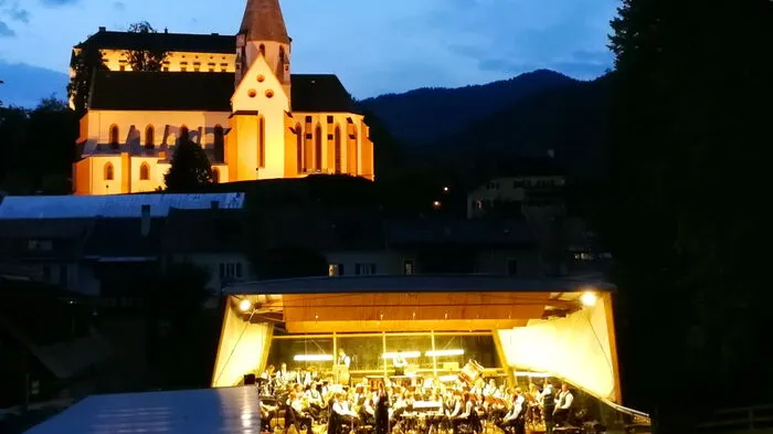 Zum letzten von drei Freiluft-Sommerkonzert in diesem Jahr lud die Stadtkapelle Murau am Mittwochabend in den Stadtpark