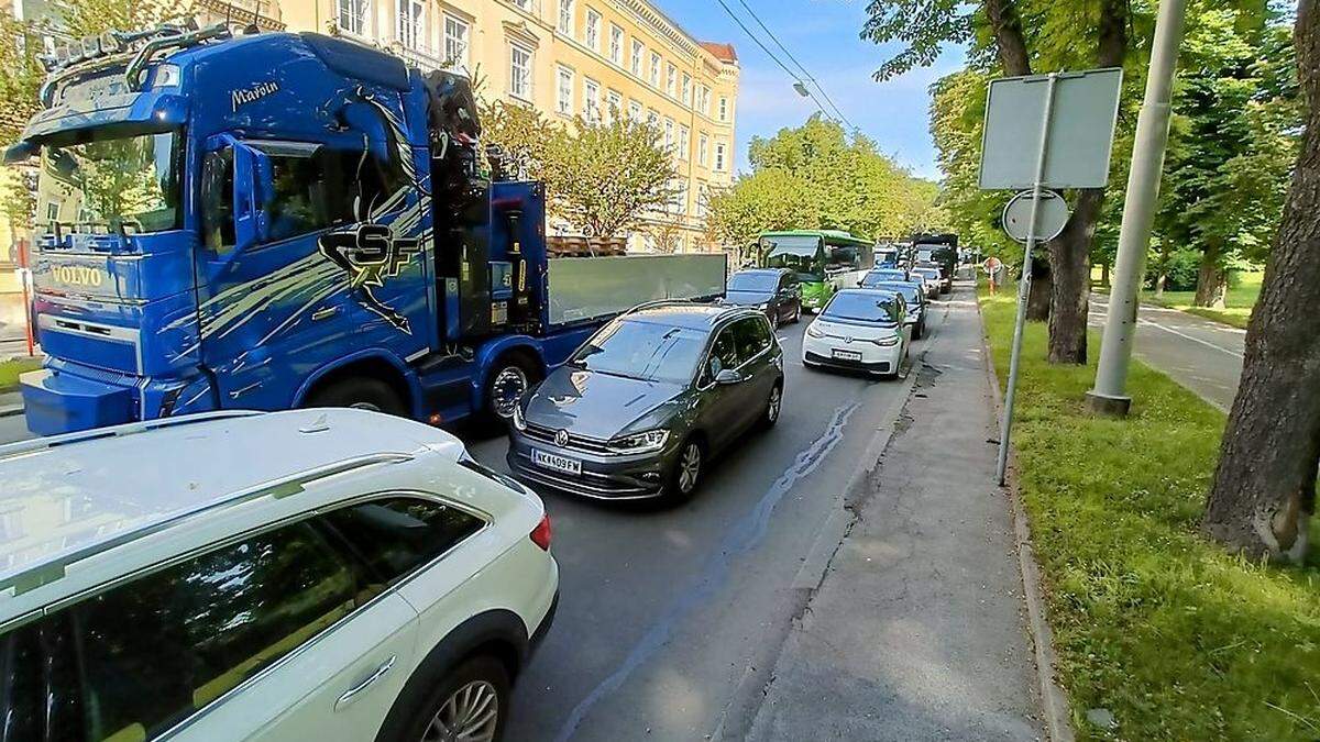 Stau am Dienstag