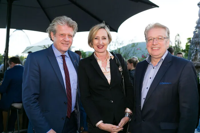 Rechtsanwalt Günther Schmid mit Patricia Reisinger (Immobilien am Geidorfplatz) und Erwin Dorfer (Dorfer Immobilien)
