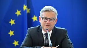 Borjana Kristo - Magnus Brunner meeting in Brussels BRUSSELS, BELGIUM - JUNE 11: President of the Council of Ministers of Bosnia and Herzegovina Borjana Kristo and European Commissioner for Internal Affairs and Migration Magnus Brunner attend the signing ceremony on June 11, 2025 in Brussels, Belgium. The European Union EU s border protection agency Frontex has signed an agreement with Bosnia and Herzegovina regarding its operations in the country. Dursun Aydemir / Anadolu Brussels Belgium. Editorial use only. Please get in touch for any other usage. PUBLICATIONxNOTxINxTURxUSAxCANxUKxJPNxITAxFRAxAUSxESPxBELxKORxRSAxHKGxNZL Copyright: x2025xAnadoluxDursunxAydemirx