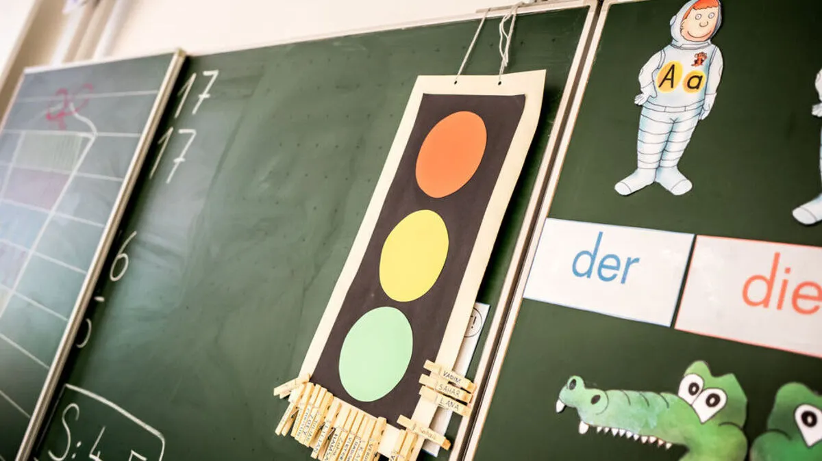 Immer mehr Schulen sind auch in der Region von positiven Corona-Fällen betroffen