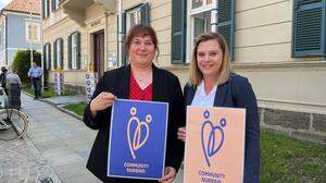 Die beiden Community Nurses Silvia Gingl (l.) und Verena Christandl können auf jahrelange Erfahrung in der Pflege zurückgreifen