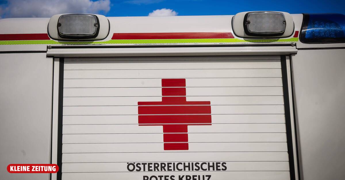 Farmer from Weiz found dead next to tractor