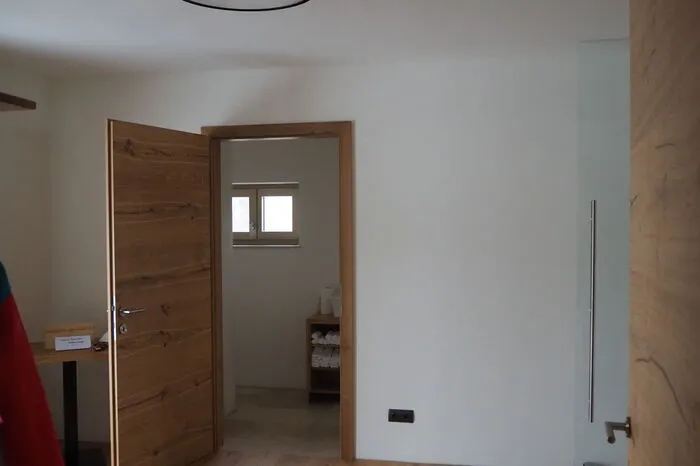 ... mittlerweile ein Vorraum und ein kleines WC.