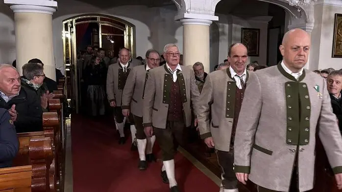 Der Musikverein Großsteinbach unter Leitung des neuen Kapellmeisters Stefan Kröll brachte die Pfarrkirche Großsteinbach mit einem Konzert zum Erklingen. 