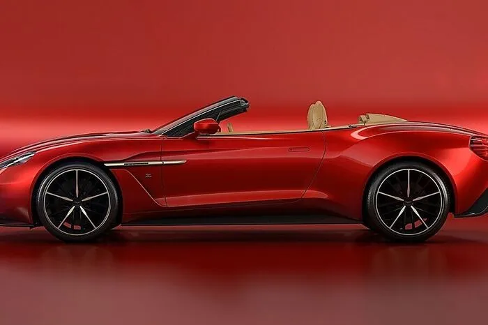 So auch geschehen beim Aston Martin Vanquish Zagato Coupé – weshalb die Briten jetzt gleich die Volante-Version hinterher schieben, die ebenfalls auf 99 Stück limitiert sein wird.