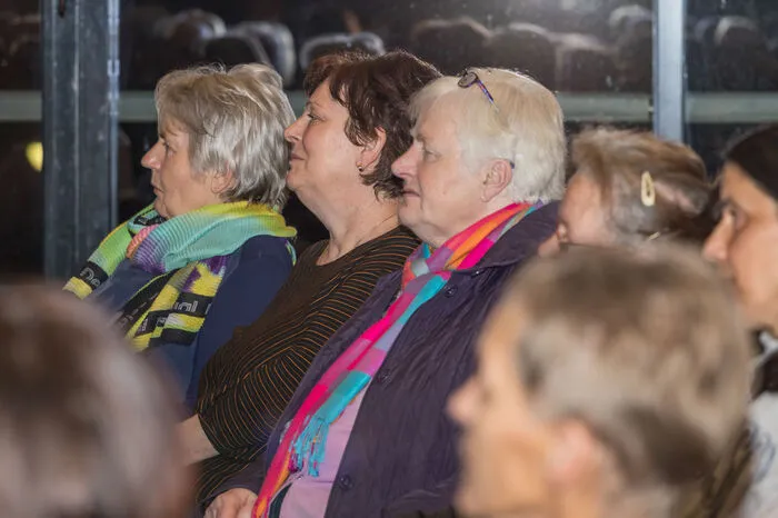 Das Publikum hörte interessiert zu und diskutierte mit. Klicken Sie sich durch die Bilder.