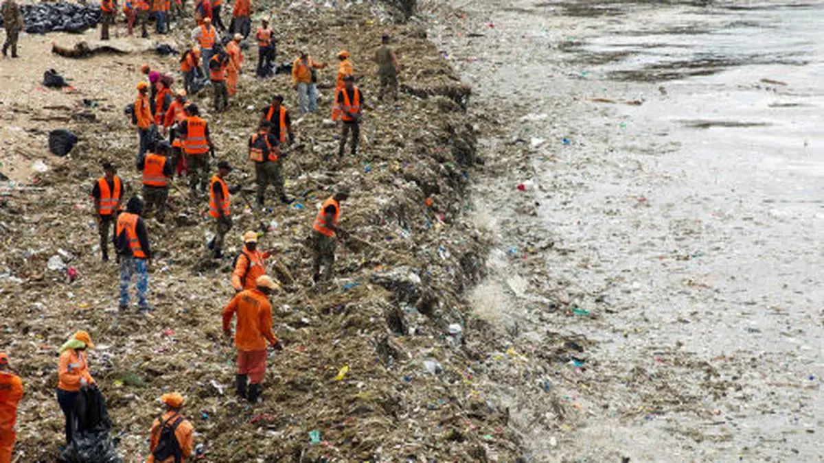 Müllberge vor Santo Domingo, der Hauptstadt der Dominikanischen Republik