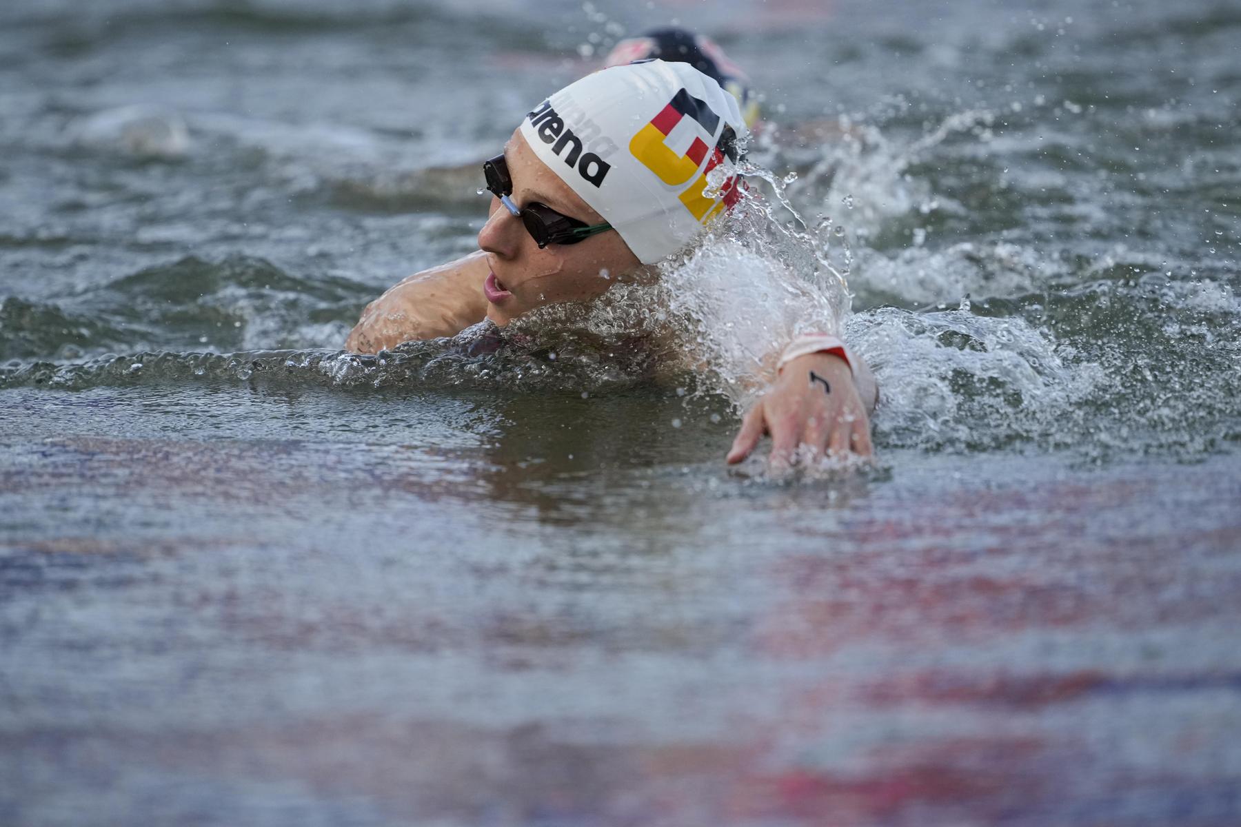 „Übelkeit, Erbrechen und Durchfall“: Deutsche Schwimmer nach Rennen in Seine erkrankt