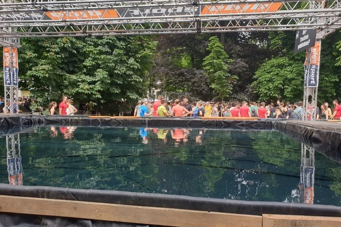 19 Hindernisse warteten auf die vielen Teilnehmer.