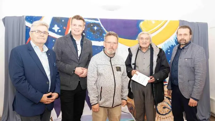 Am Donnerstag wurde in der Galerie im Alten Rathaus Fürstenfeld die Ausstellung „Images Bilder“ des Malers und Illustrators Gerhard Veitsberger feierlich eröffnet.