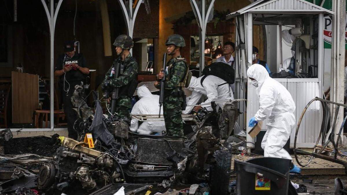 Bei zwei Bombenanschlägen in Thailand sind am Dienstag mindestens 40 Menschen verletzt worden