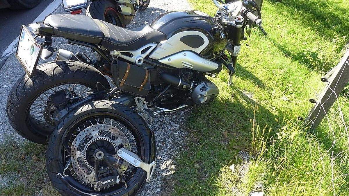 Das Motorrad wurde erheblich beschädigt