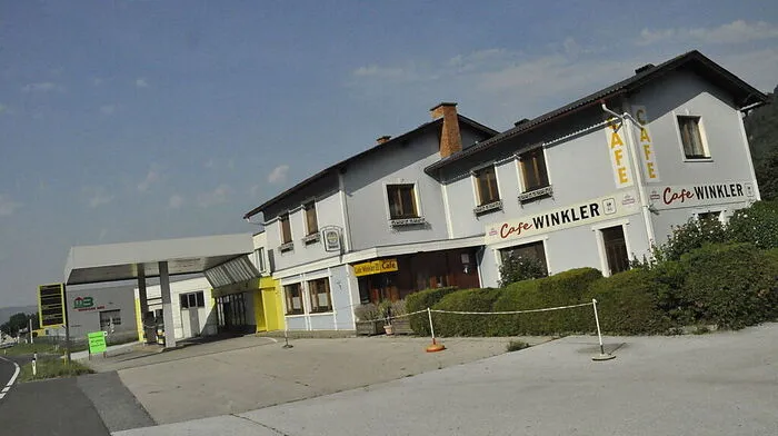 Sobald die Genehmigungen vorliegen, wird mit dem Umbau des Tankstellen-Areals beim Café Winkler begonnen