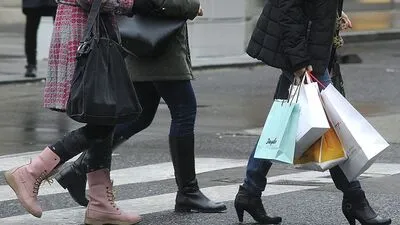 Weiterhin in Kauflaune: die Deutschen