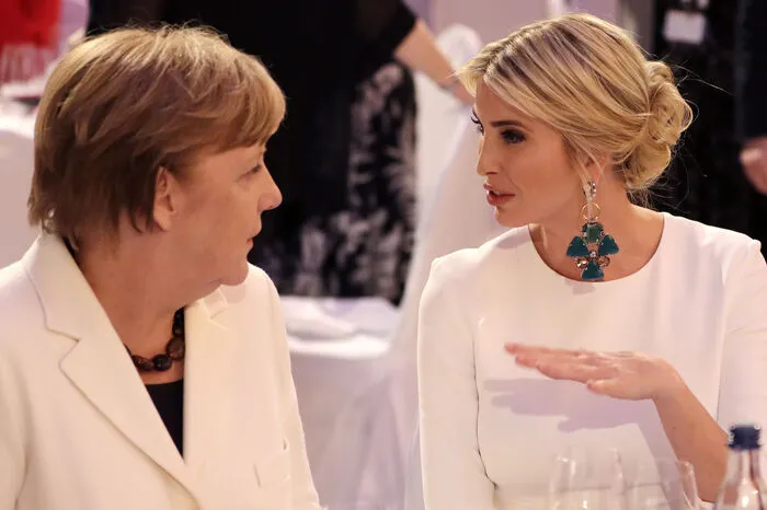 Ivanka mit Deutschlands Bundeskanzlerin Angela Merkel..