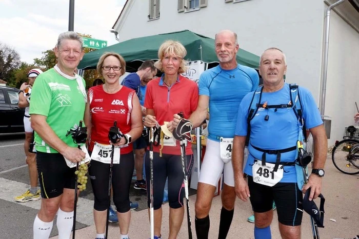Stark vertreten waren auch die Nordic Walker.  
