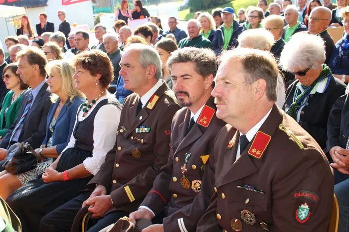 Im Rahmen eines Festaktes wurde das umgebaute Gemeindeamt eröffnet.