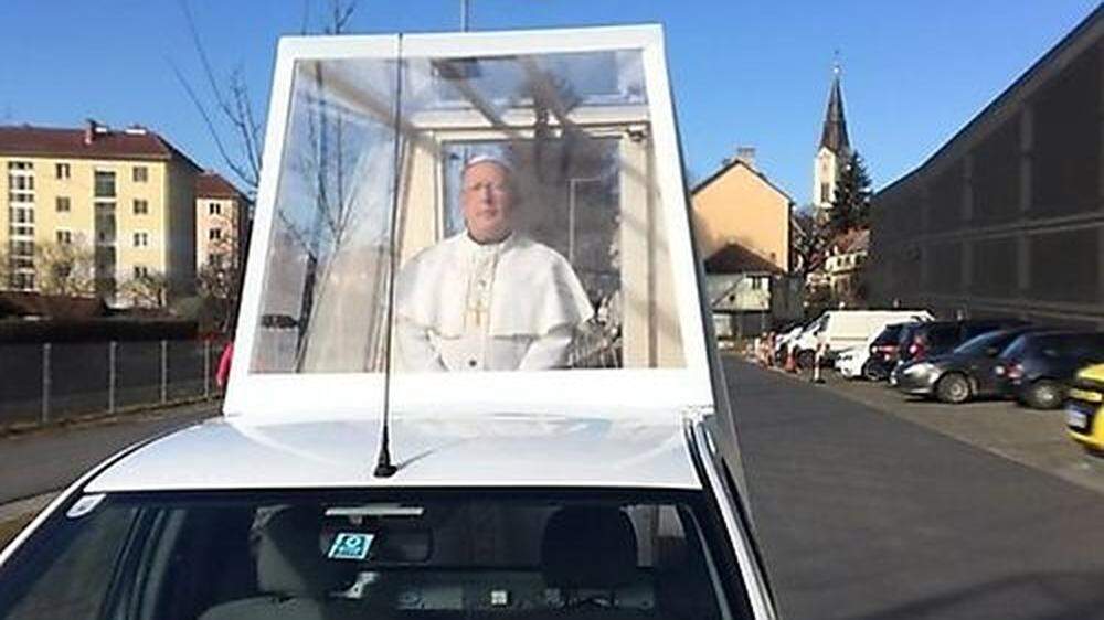 Der Papst-Doppelgänger sorgte für Aufsehen