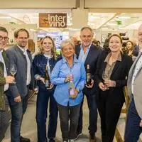 Jantscher, Lexer, Winzerin Sophia Oßberger, Dagmar und Leo Wunder, Daum und Erler (von links)
