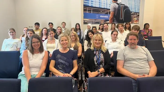 Schülerinnen und Schüler des Gymnasiums Gleisdorf besuchten die steirische EU-Abgeordnete Elisabeth Grossmann in Brüssel