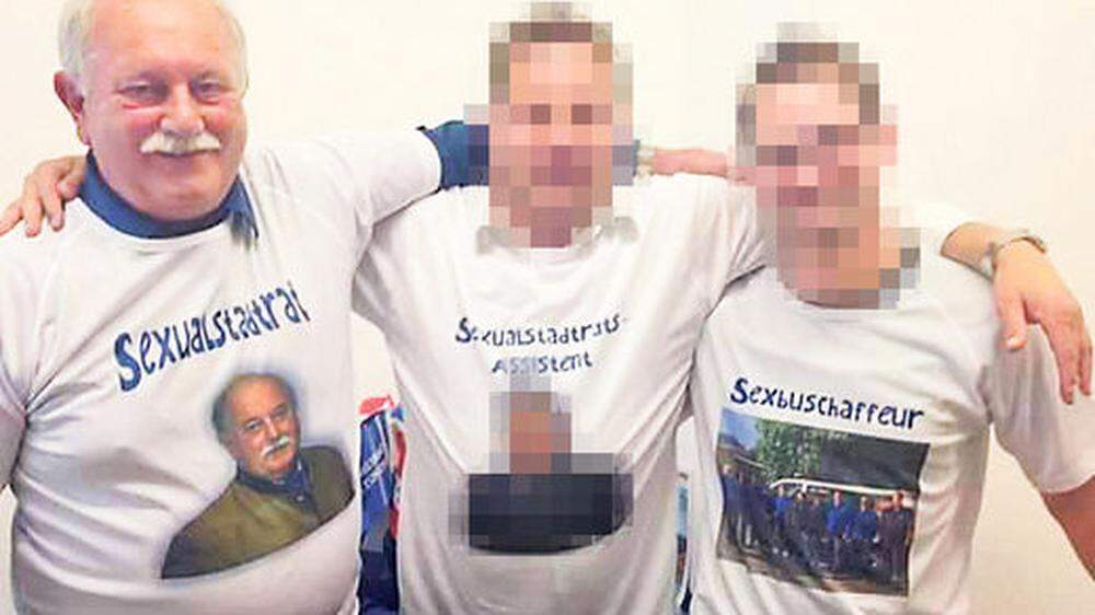 Judenburger FP-Stadtrat Wober (links) posierte für eine Party im „Sexualstadtrat“-Shirt