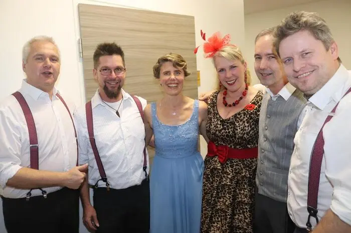 Klicken Sie sich durch weitere Bilder!