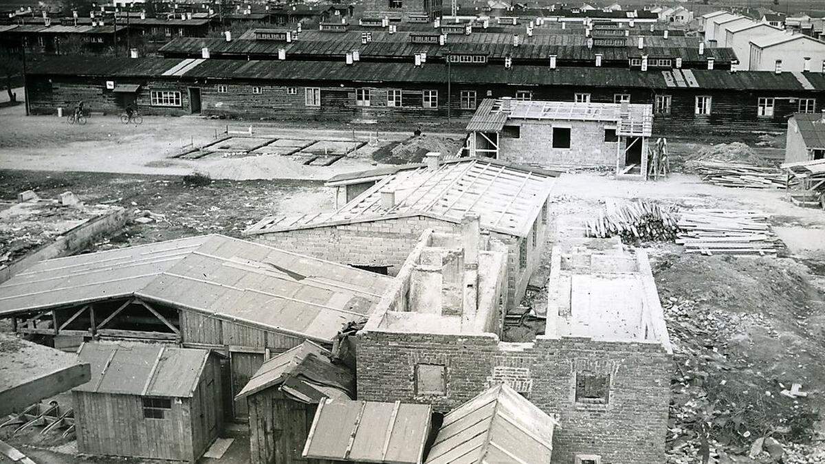 Ein Bild aus dem Jahr 1958 zu Zeiten des Unesco Wohnbaus. Im Zuge der Barackenumstellaktion verbesserten sich die Unterkünfte