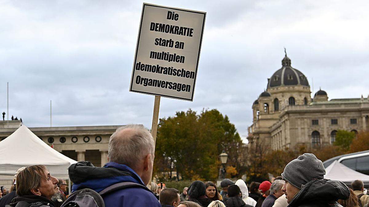 Die Kundgebung verlief ruhig, sagte Polizeisprecher Marco Jammer