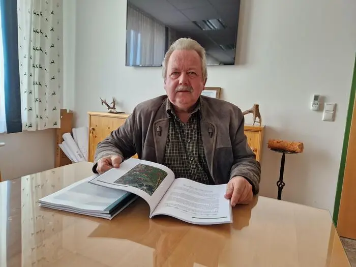 Bezirksjägermeister Rudolf Eder steht zum Bezirksjägertag ein volles Programm bevor