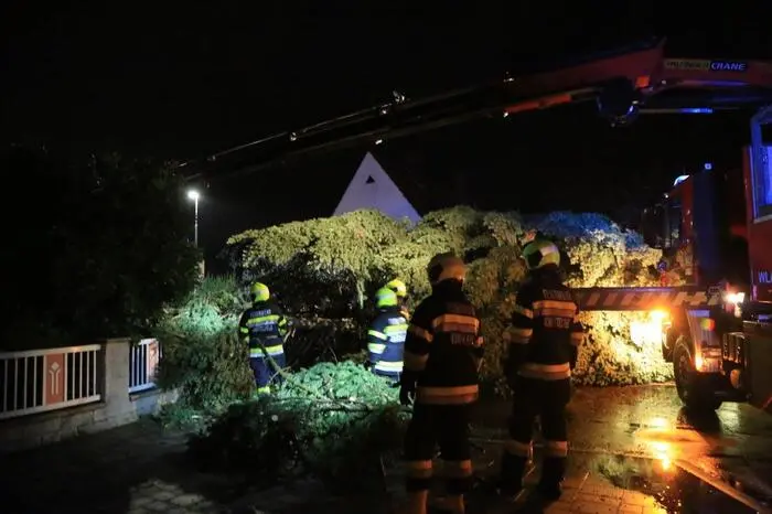 Als für wenige Minuten der Himmel über Knittelfeld seine Schleusen öffnete, gingen im Minutentakt die Notrufe bei der Feuerwehr ein.