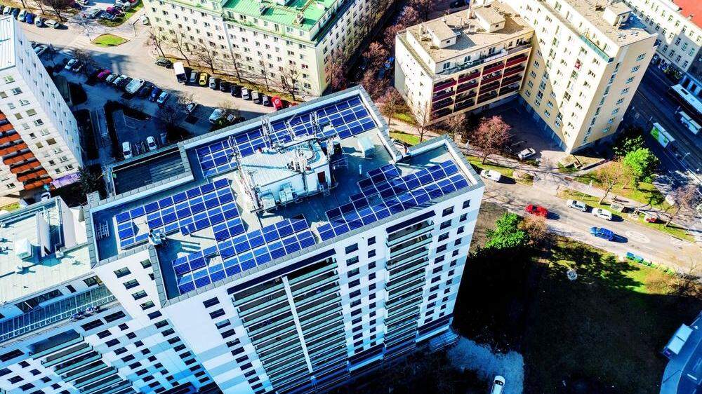 Photovoltaik liefert einen großen Anteil der Wärmeenergie für 560 Wohnungen