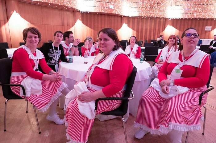 Klicken Sie sich durch weitere Bilder.