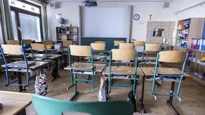 Die Mittelschule St. Peter ist in die Jahre gekommen. Eine geplante Sanierung steht noch aus