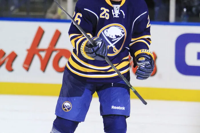 Österreichs NHL-Rekordler ist ein Steirer. Thomas Vanek wurde in der ersten Runde als Fünfter 2003 von Buffalo gezogen. Das Debüt folgte nach AHL-Lehrjahren 2005. 14 Jahre, 1029 Grunddurchgangs und 69 Play-off-Spiele machte er und erzielte 825 Scorerpunkte für die Sabres, Vancouver, Minnesota, Detroit, Florida und Columbus.