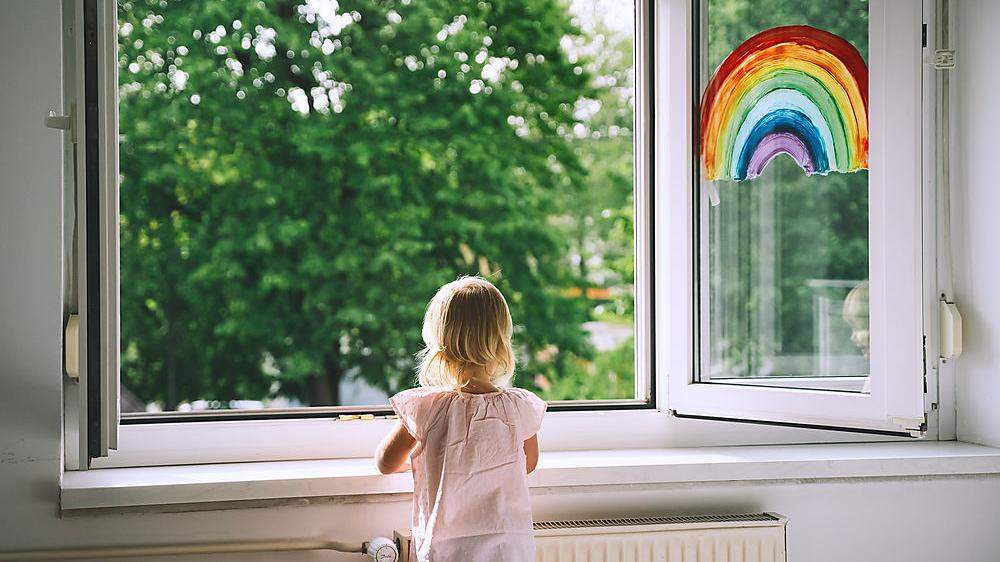 Offene Fenster als große Gefahr für Kinder: Heuer gab es bereits 17 Fensterstürze