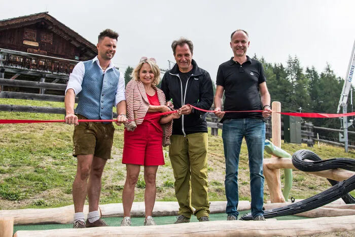 Vertreter des Tourismusverbandes und der Gemeinden eröffneten die Anlage