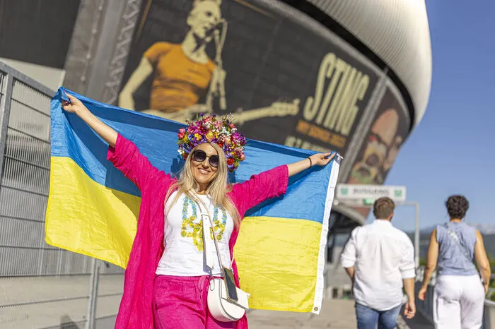 Auch ukrainische Fans sind gekommen.