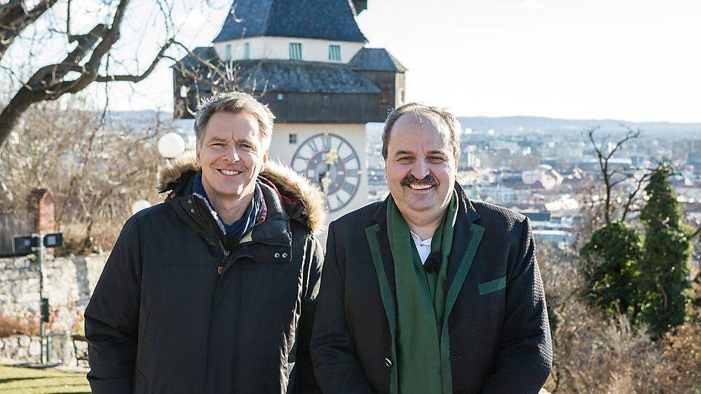 Stellt Graz immer wieder in großen TV-Sendungen in die Auslage: Johannes Lafer (rechts), hier mit Jörg Pilawa vor dem Silvesterstadl