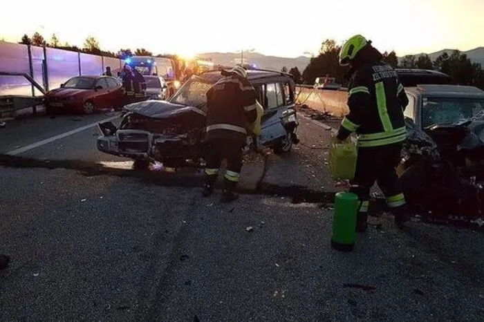 Feuerwehr, Polizei und Rettung: Unsere Einsatzkräfte sind ständig im Einsatz. Die aktuellen Einsätze auf einen Blick.