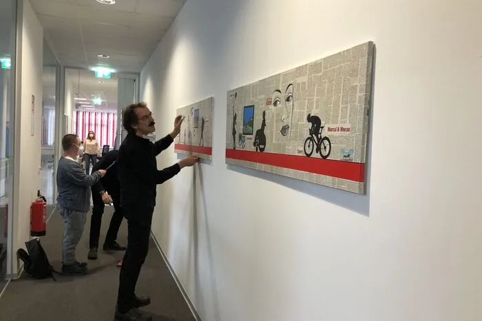Sie zieren nun den Gang, der in die Redaktion führt.