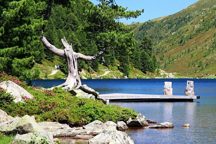 Ein schöner Platz, der Obersee am Staller Sattel