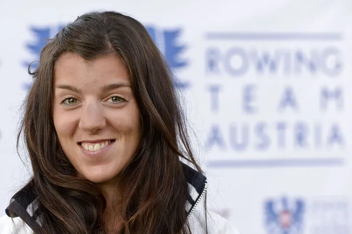 Magdalena Lobnig, Rudern